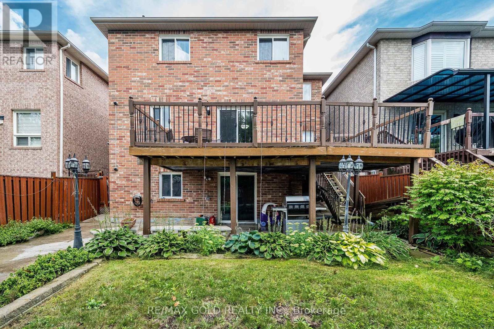 128 Luella Crescent, Brampton, Ontario  L7A 3H5 - Photo 35 - W13716982