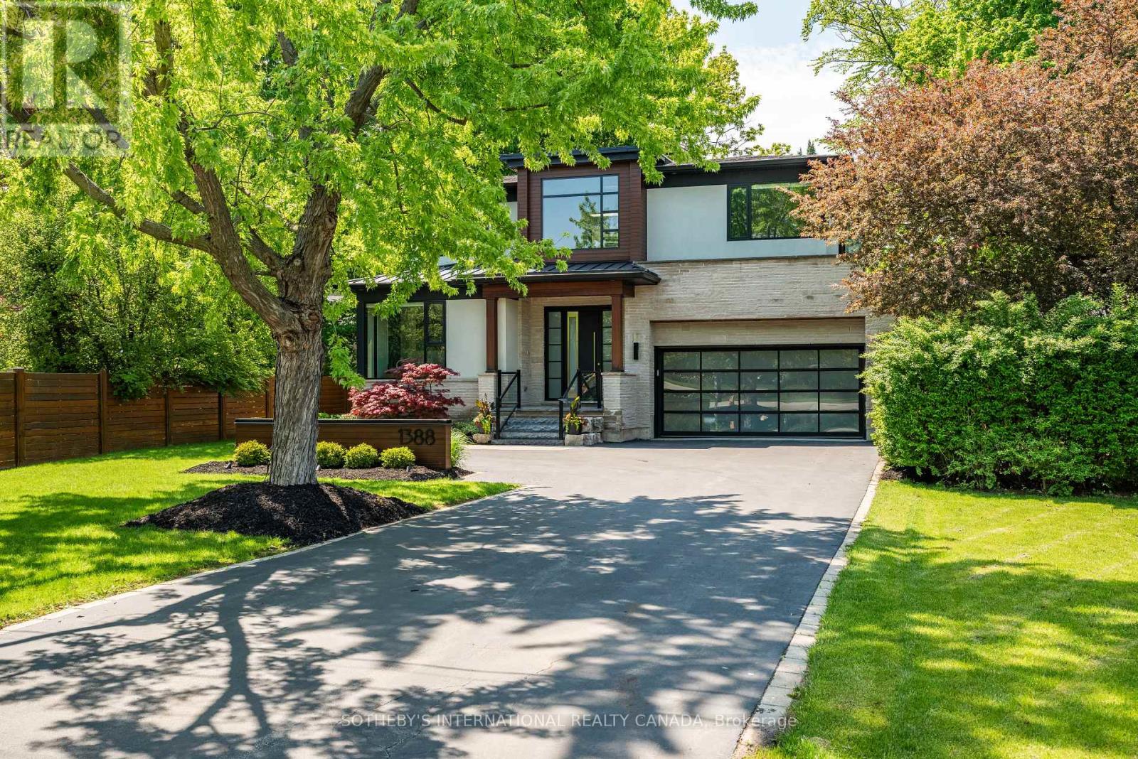 1388 Acton Crescent, Oakville, Ontario  L6J 2S5 - Photo 1 - W13717050