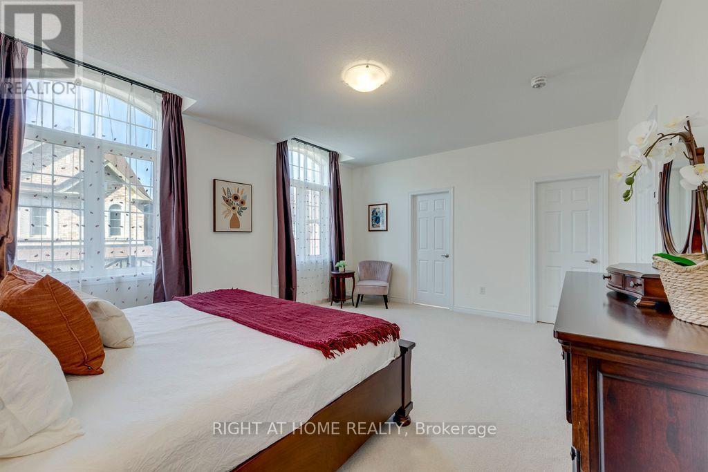 3200 Ernest Appelbe Boulevard, Oakville, Ontario  L6H 0N7 - Photo 18 - W13717066