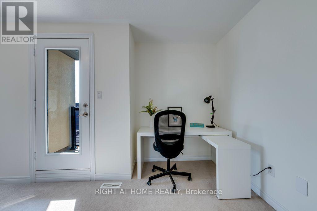 3200 Ernest Appelbe Boulevard, Oakville, Ontario  L6H 0N7 - Photo 32 - W13717066