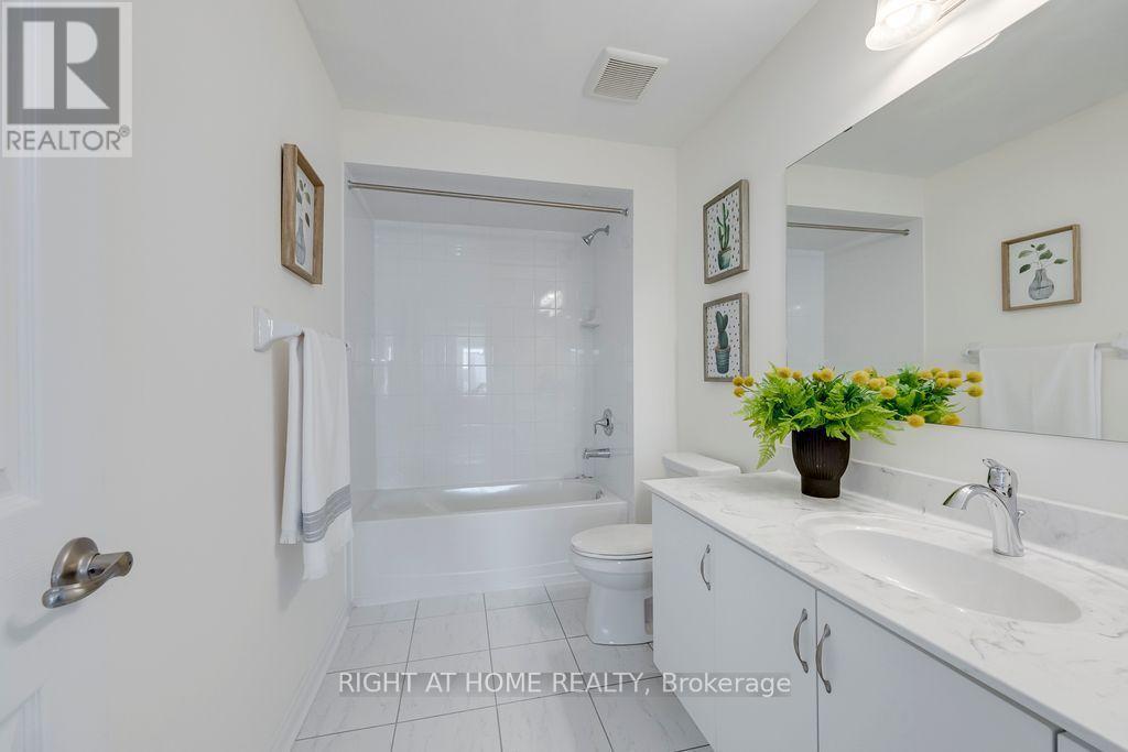 3200 Ernest Appelbe Boulevard, Oakville, Ontario  L6H 0N7 - Photo 33 - W13717066