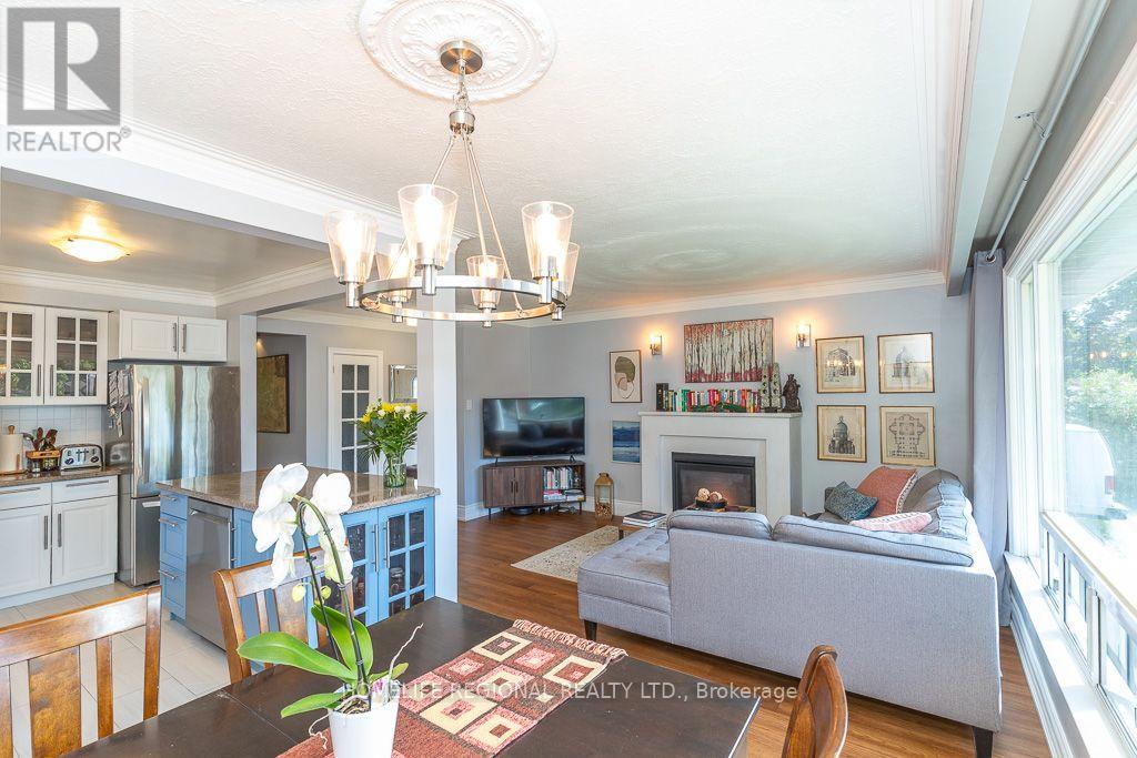 128 The Westway, Toronto, Ontario  M9P 2B9 - Photo 10 - W13717078