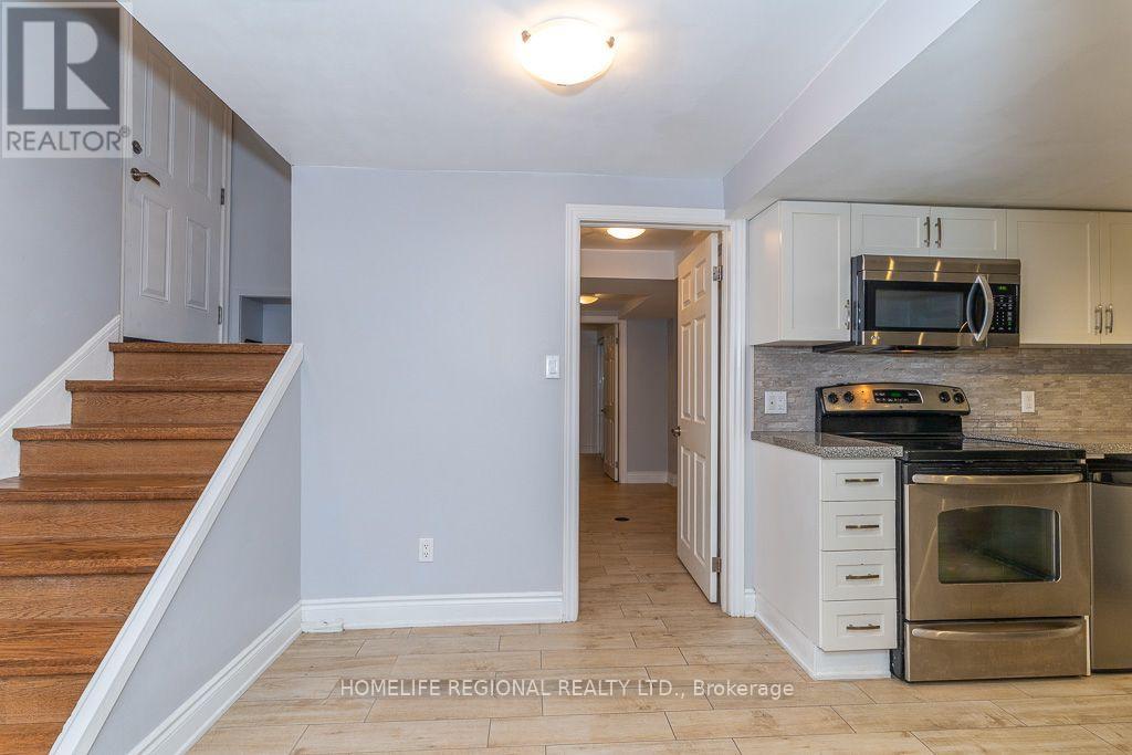 128 The Westway, Toronto, Ontario  M9P 2B9 - Photo 31 - W13717078