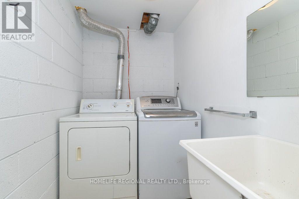 128 The Westway, Toronto, Ontario  M9P 2B9 - Photo 38 - W13717078