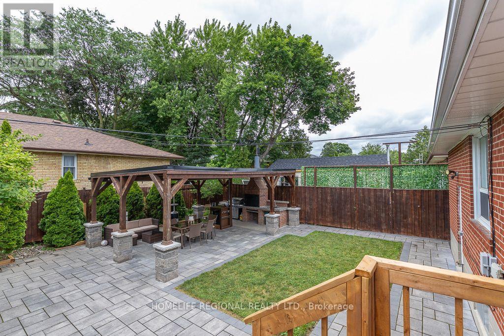 128 The Westway, Toronto, Ontario  M9P 2B9 - Photo 39 - W13717078