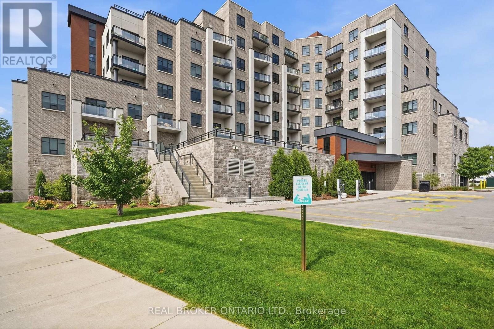 101 - 30 Hamilton Street S, Hamilton, Ontario  L8B 1V8 - Photo 3 - X13716948