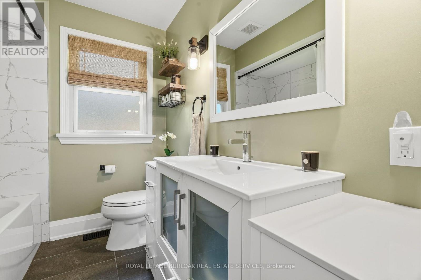 670 Thompson Road, Hamilton, Ontario  L0R 2B0 - Photo 14 - X13717102