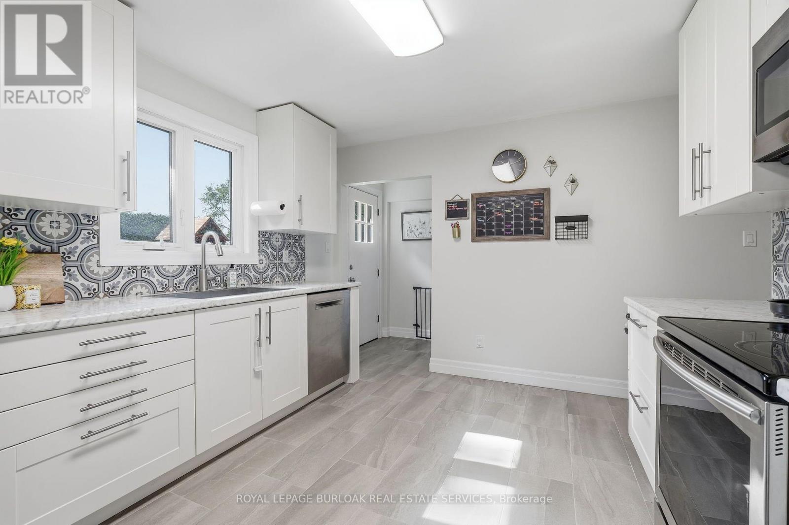 670 Thompson Road, Hamilton, Ontario  L0R 2B0 - Photo 21 - X13717102