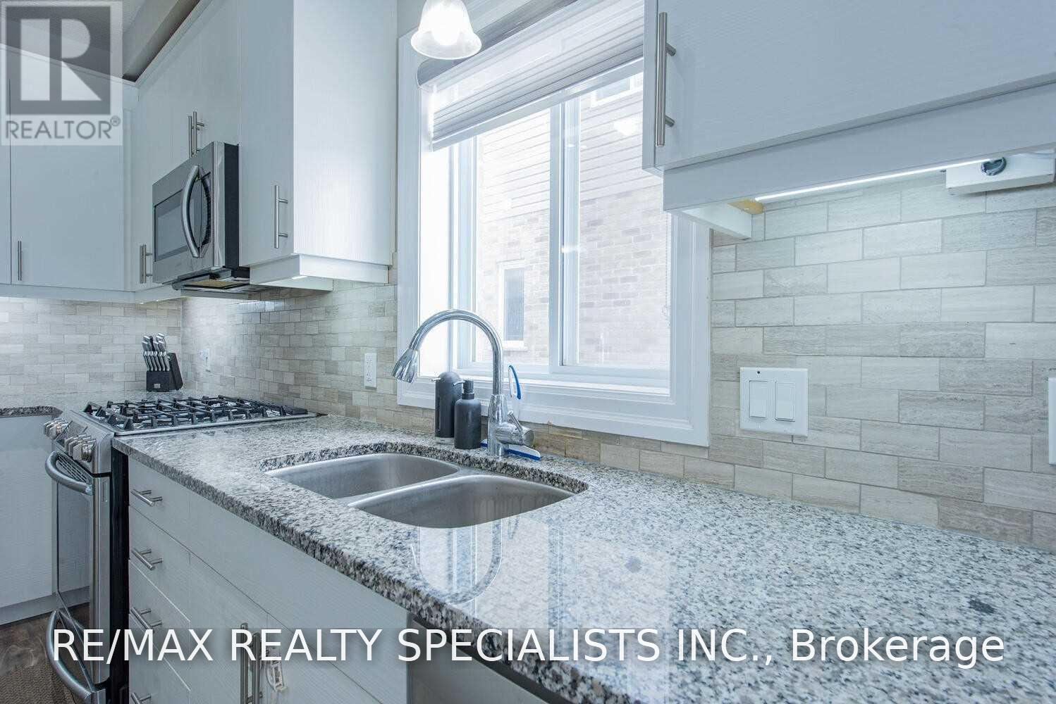 3251 Turner Crescent, London South, Ontario  N6M 0B1 - Photo 8 - X13717104