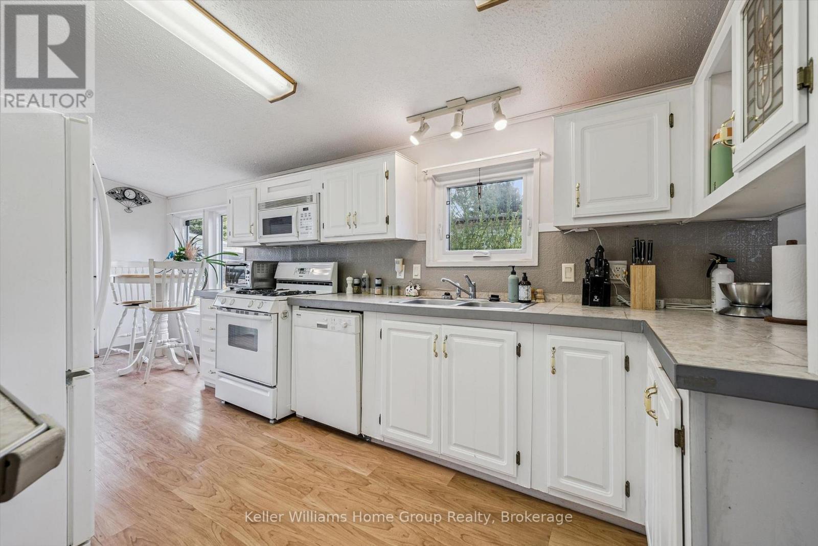 9 First Avenue, Centre Wellington, Ontario  N1M 2W5 - Photo 13 - X13714260