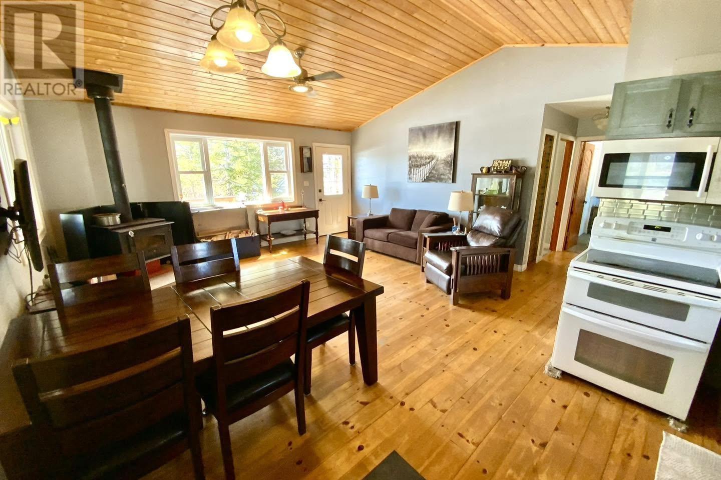 1978 Pineshores Rd, Goulais River, Ontario  P0S 1E0 - Photo 11 - SM260823