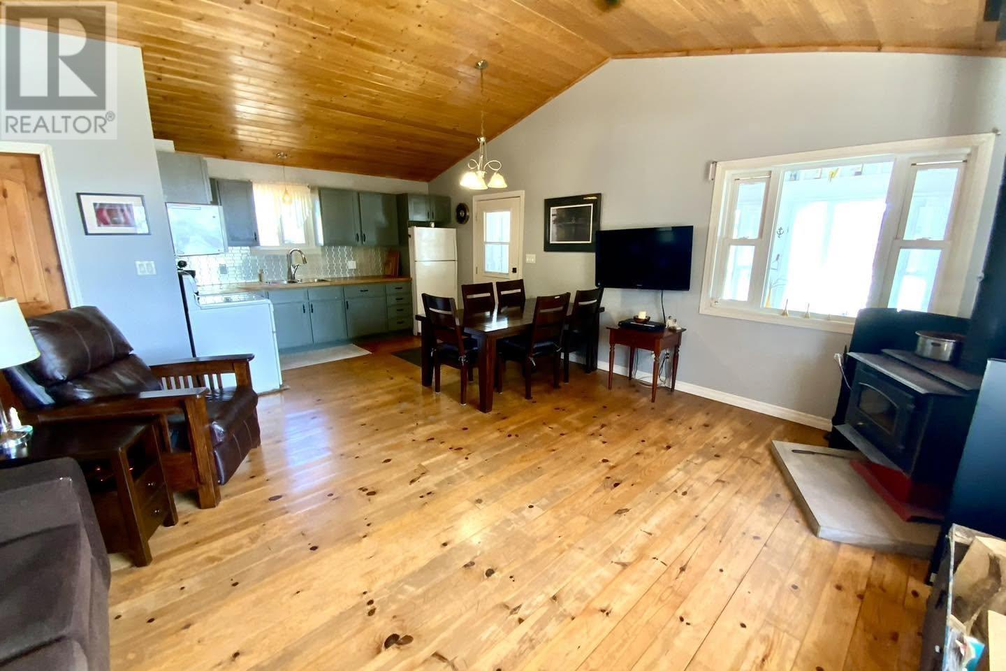 1978 Pineshores Rd, Goulais River, Ontario  P0S 1E0 - Photo 15 - SM260823
