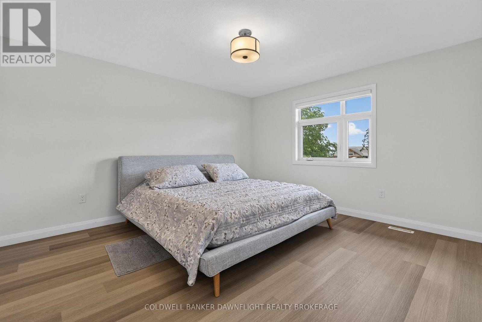 592 Albert Street, South Huron, Ontario  N0M 1S1 - Photo 19 - X13444986