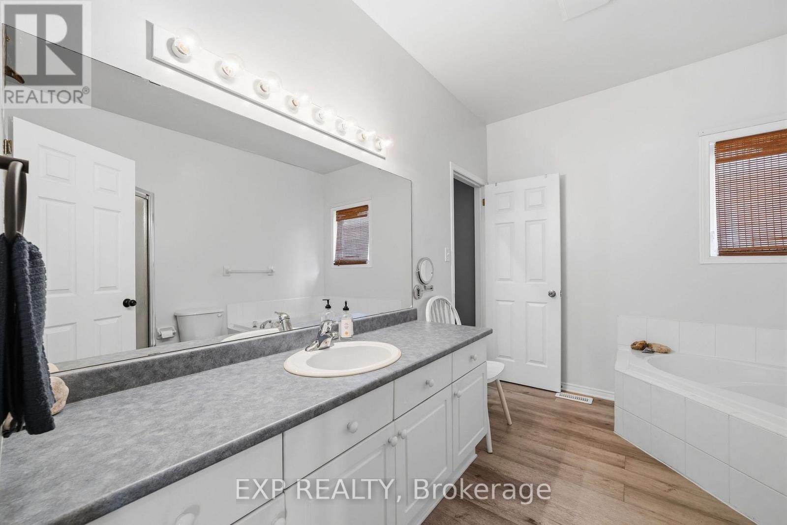 44 Juniper Crescent, Strathroy-Caradoc, Ontario  N7G 4G4 - Photo 16 - X13717140