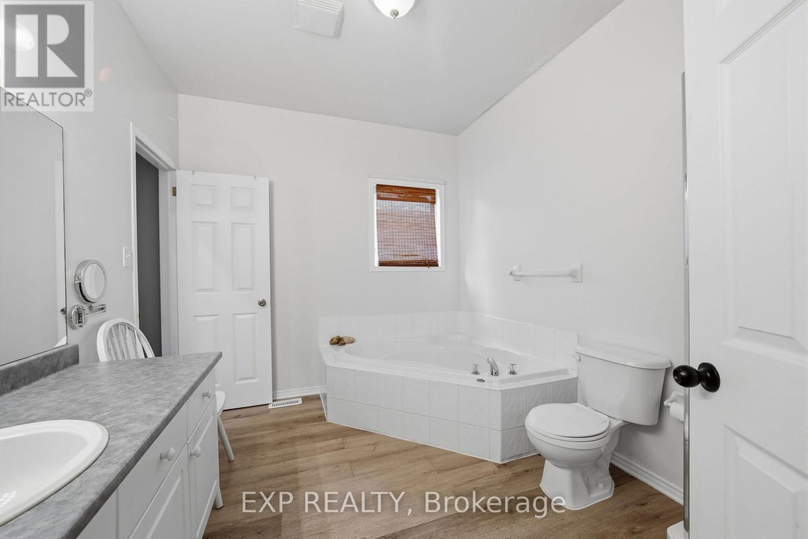 44 Juniper Crescent, Strathroy-Caradoc, Ontario  N7G 4G4 - Photo 17 - X13717140