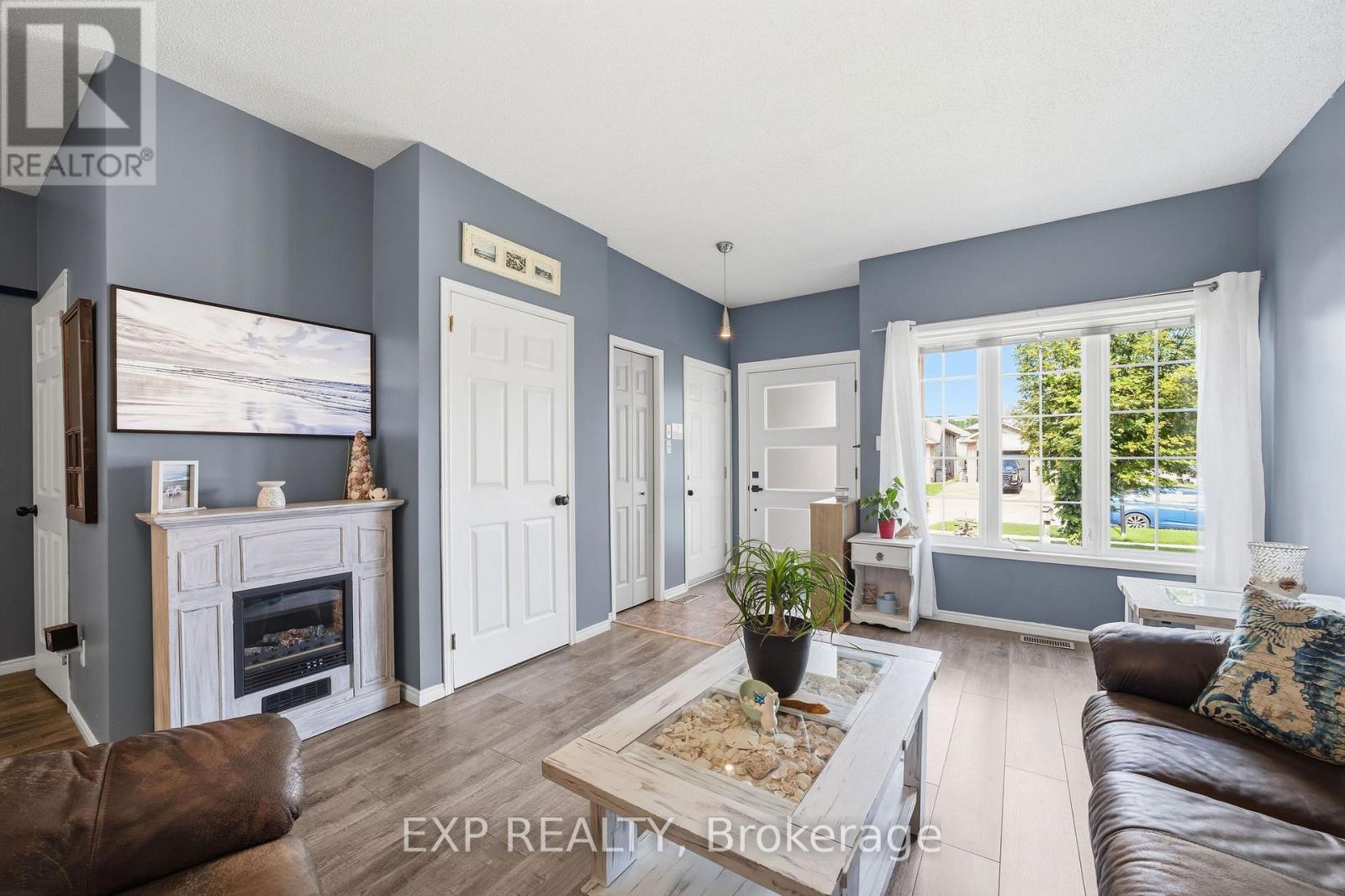 44 Juniper Crescent, Strathroy-Caradoc, Ontario  N7G 4G4 - Photo 3 - X13717140