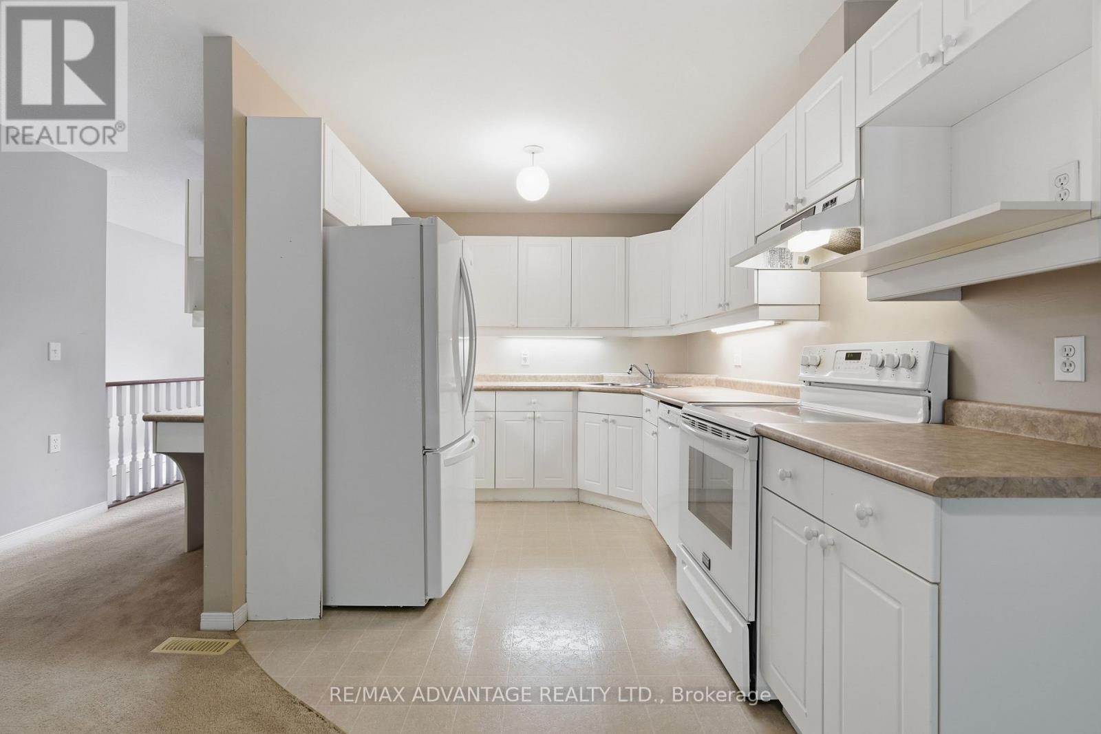 18 - 122 Sherwood Forest Square, London North, Ontario  N6G 5G8 - Photo 16 - X13717188