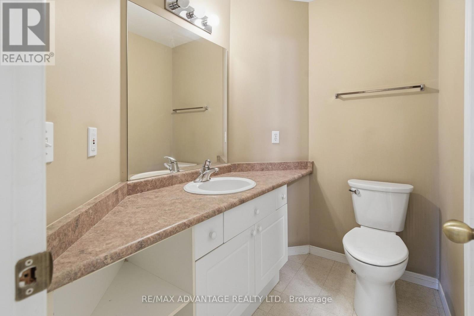 18 - 122 Sherwood Forest Square, London North, Ontario  N6G 5G8 - Photo 28 - X13717188