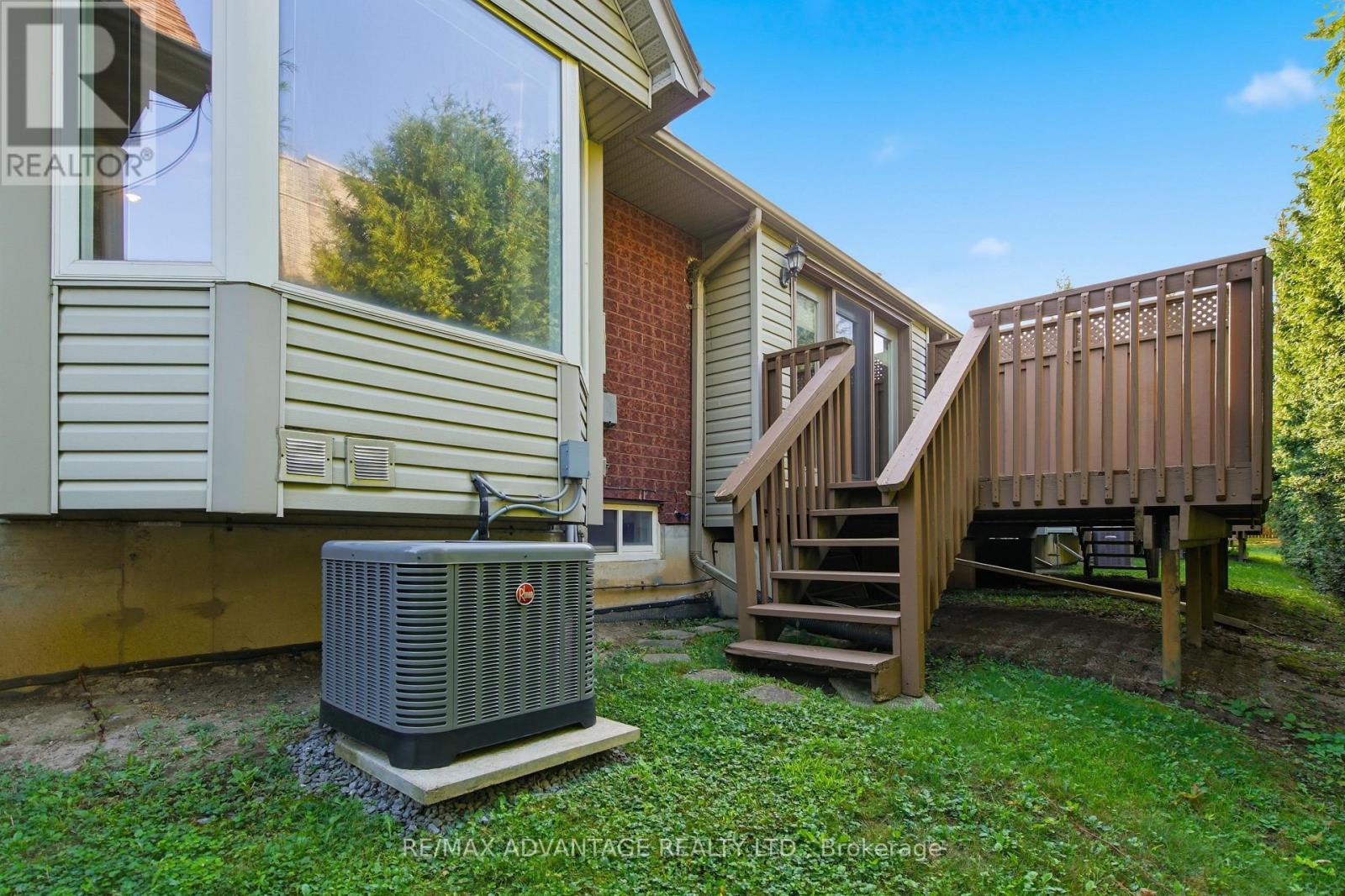 18 - 122 Sherwood Forest Square, London North, Ontario  N6G 5G8 - Photo 42 - X13717188