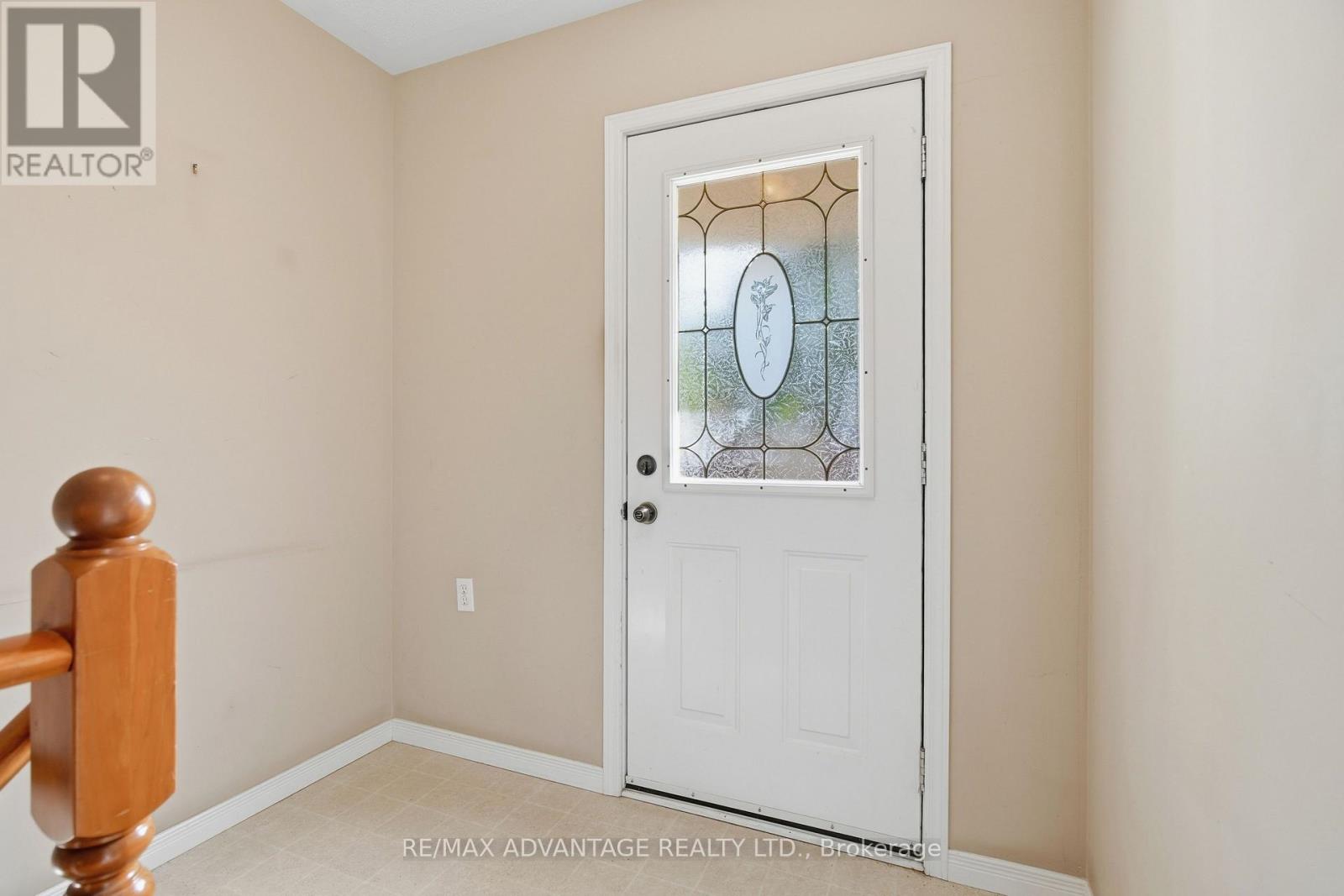 18 - 122 Sherwood Forest Square, London North, Ontario  N6G 5G8 - Photo 5 - X13717188