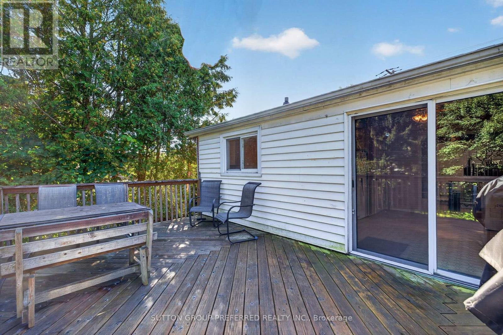 98 Queen Street, Thames Centre, Ontario  N0L 1G2 - Photo 9 - X13717274