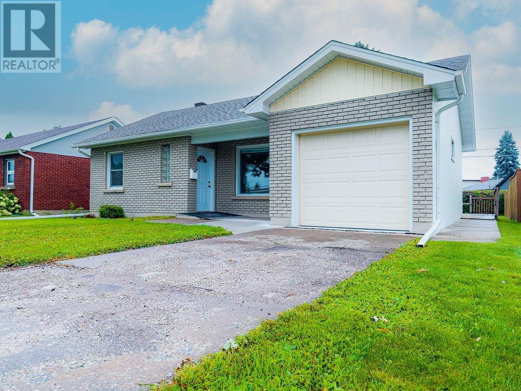 356 Kingsway Ave., Thunder Bay, Ontario  P7E 2A5 - Photo 2 - TB2602542