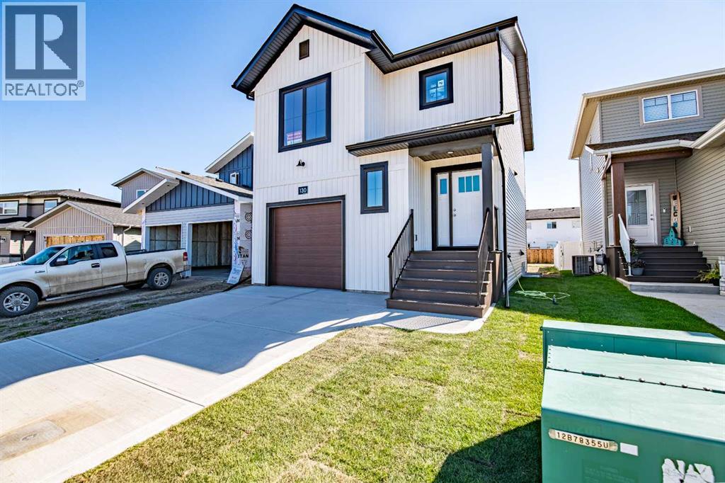 130 Norseman Close, Penhold, Alberta