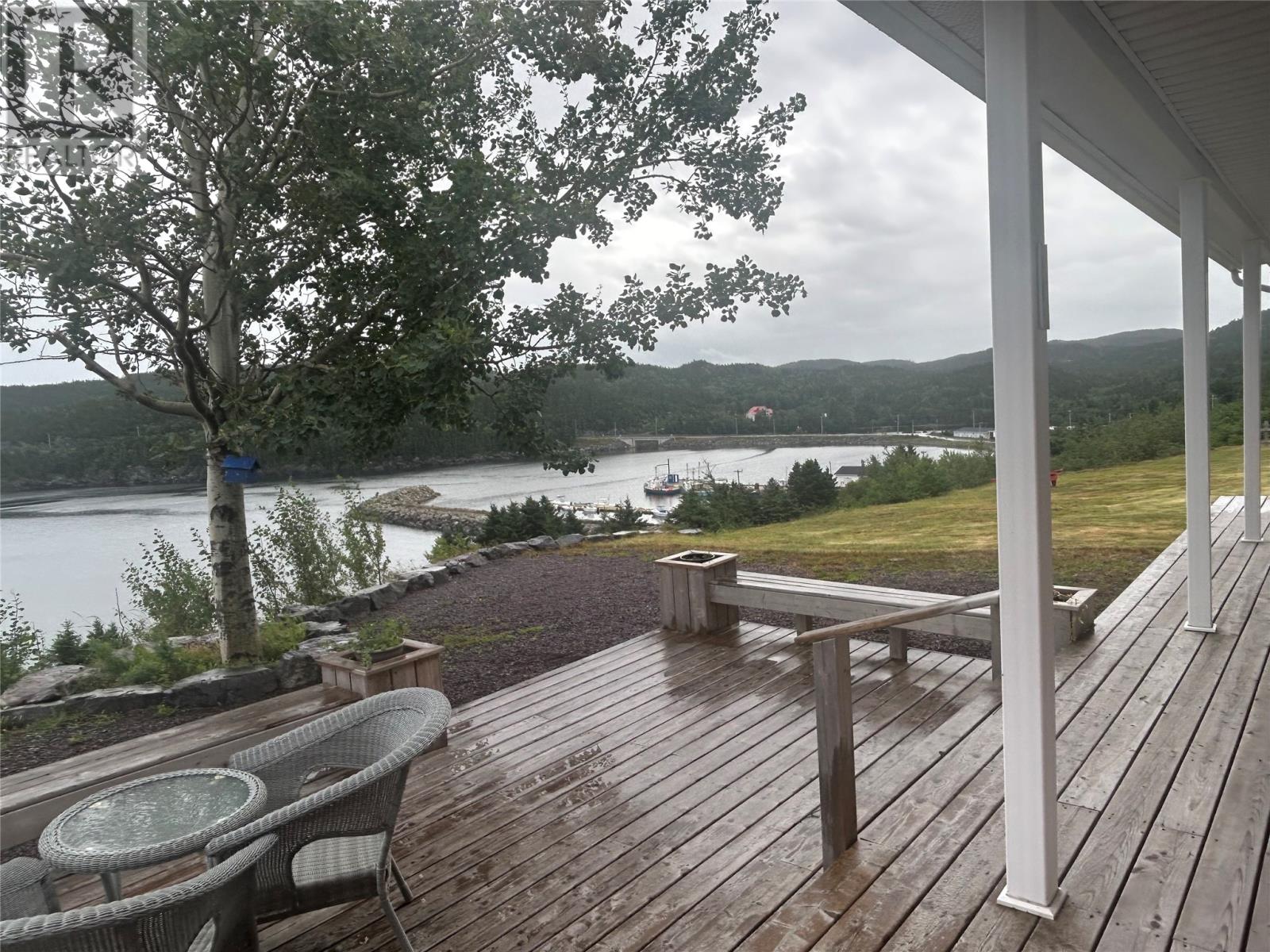 56 TOP Road, PLATE COVE WEST — photo 2
