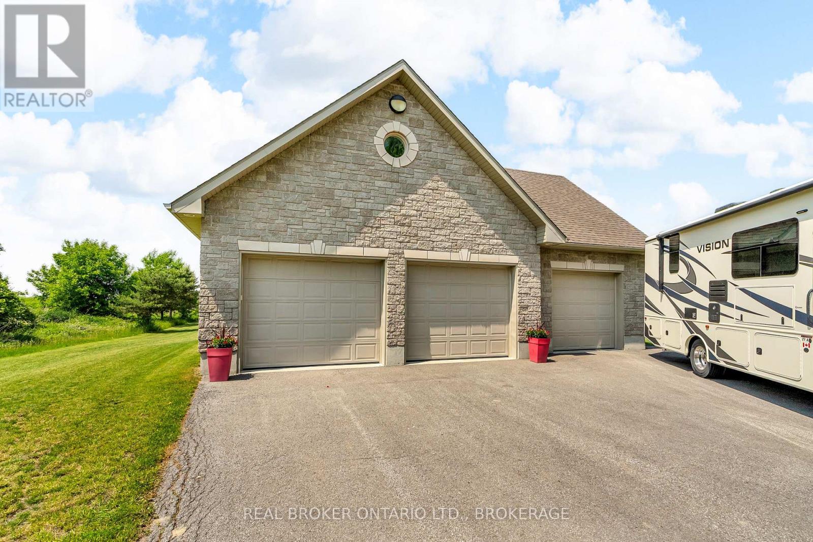 17623 Sandringham Road, North Stormont, Ontario  K0C 1G0 - Photo 39 - X13575272