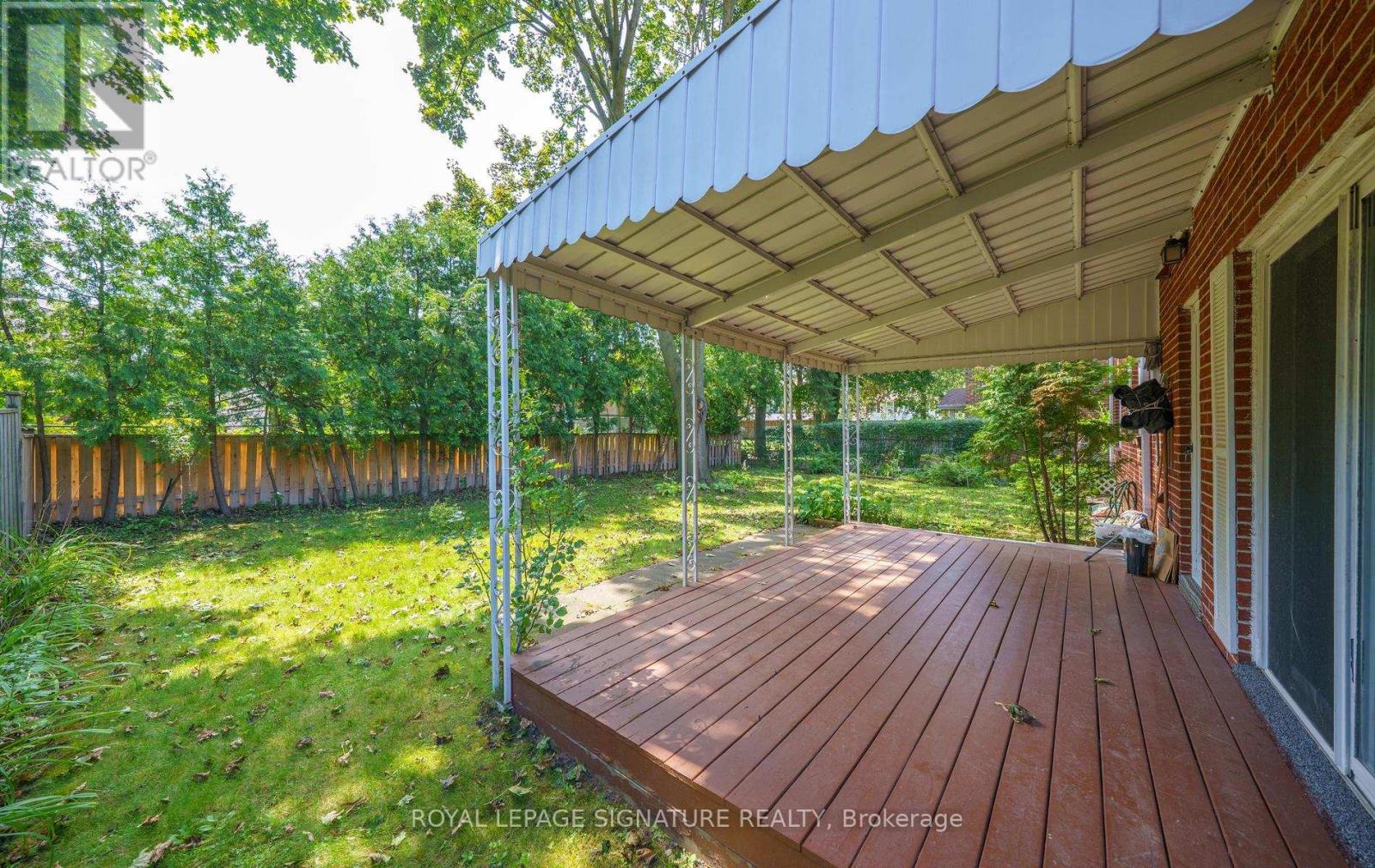 86 Dunmurray Boulevard, Toronto, Ontario M1T 2K5 - Photo 44 - E13716798