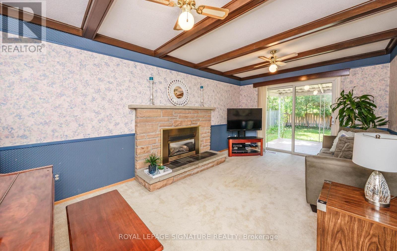 86 Dunmurray Boulevard, Toronto, Ontario M1T 2K5 - Photo 10 - E13716798
