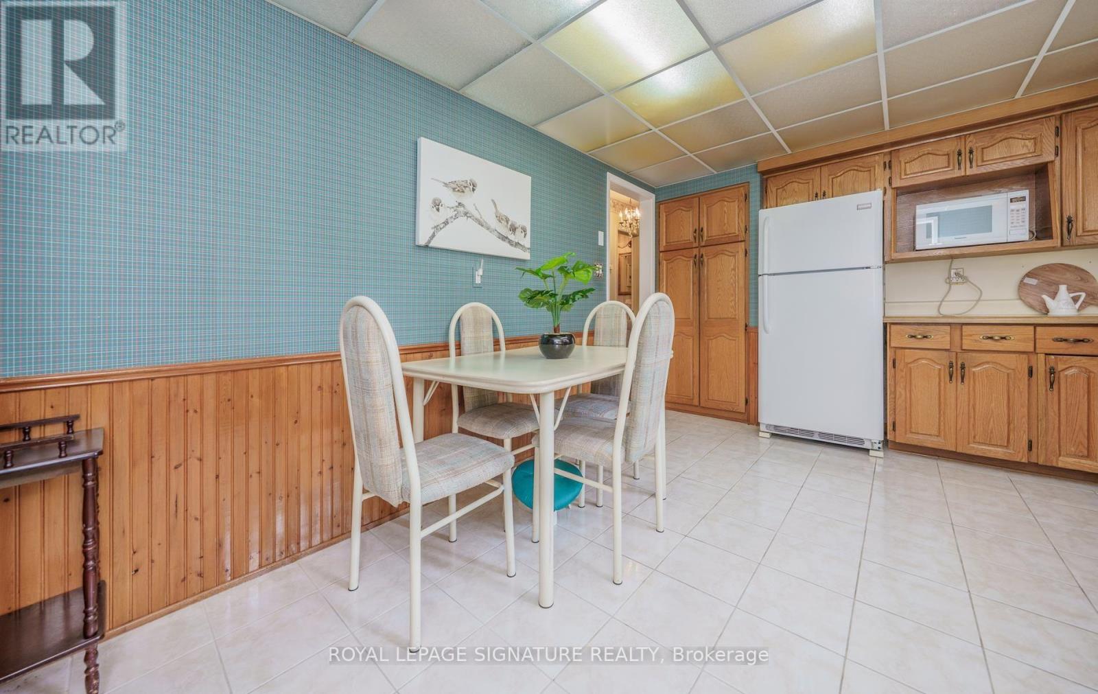 86 Dunmurray Boulevard, Toronto, Ontario M1T 2K5 - Photo 16 - E13716798