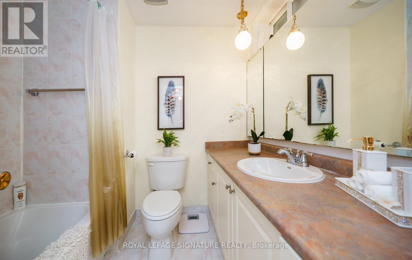 86 Dunmurray Boulevard, Toronto, Ontario M1T 2K5 - Photo 22 - E13716798