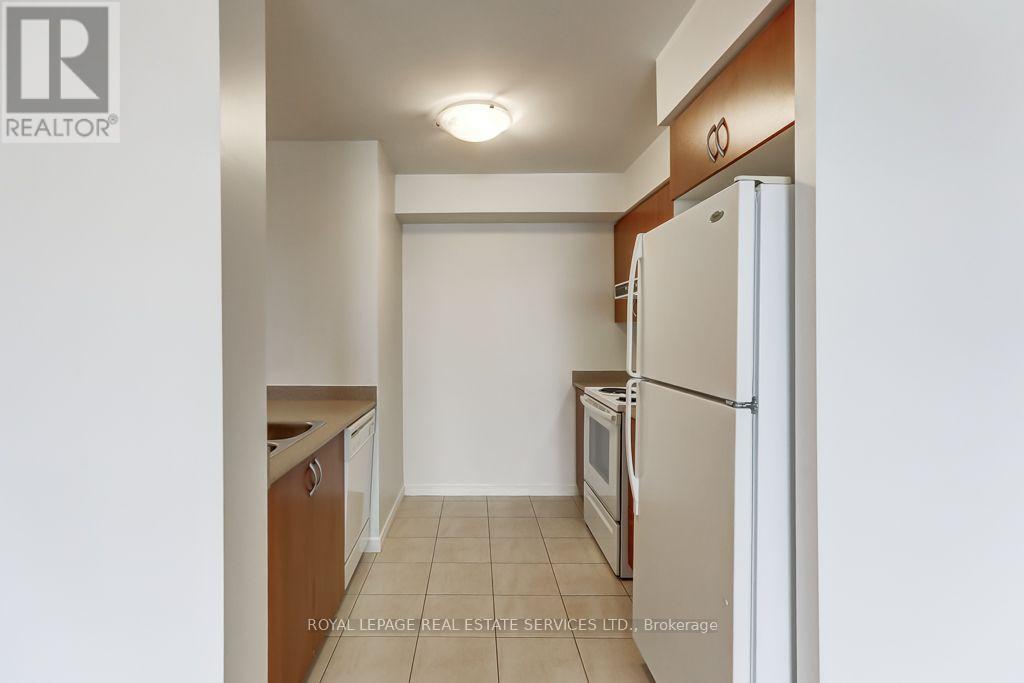 61 Heintzman Street, Toronto, Ontario M6P 5A2 - Photo 10 - W13716412