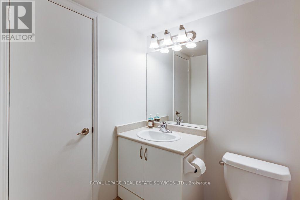 61 Heintzman Street, Toronto, Ontario M6P 5A2 - Photo 38 - W13716412
