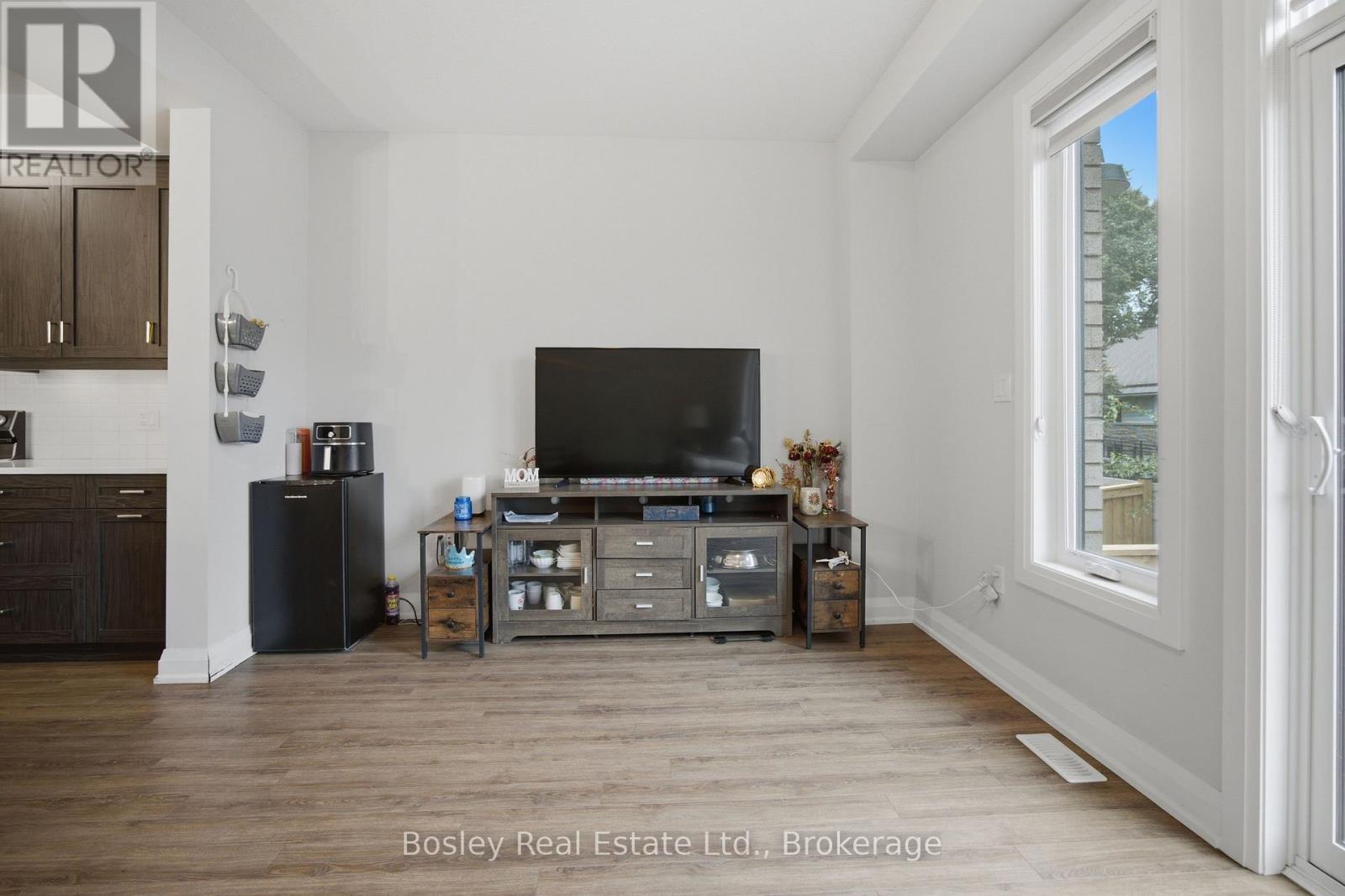 29 - 143 Elgin Street N, Cambridge, Ontario  N1R 0E1 - Photo 8 - X13717118