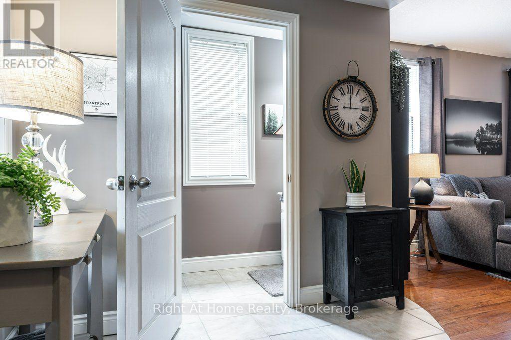 386 Albert Street, Stratford, Ontario N5A 3L1 - Photo 6 - X13717270