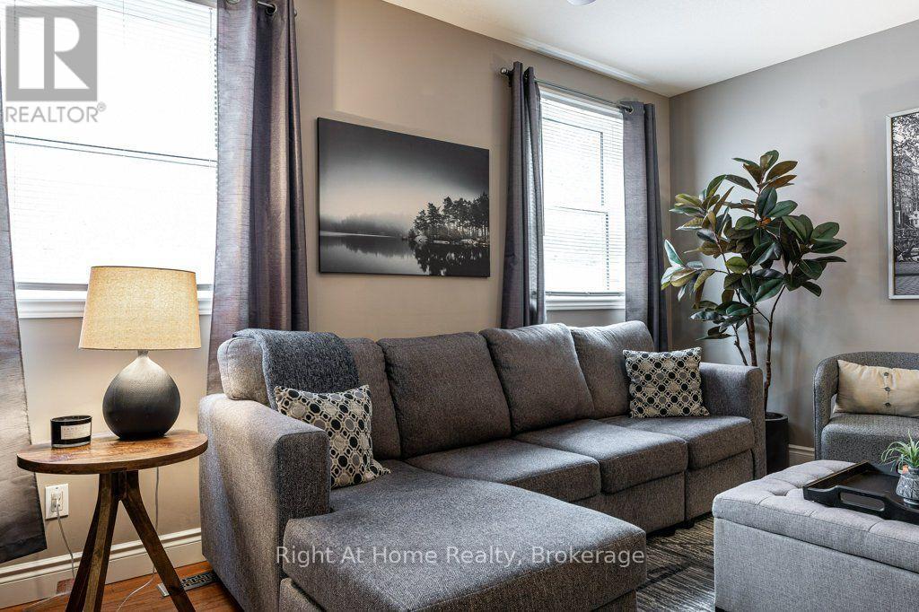 386 Albert Street, Stratford, Ontario N5A 3L1 - Photo 9 - X13717270