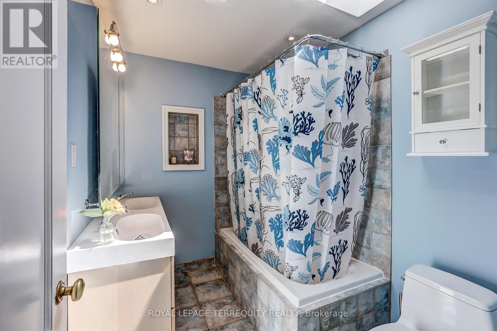 171 Colin Avenue, Toronto, Ontario  M5P 2C5 - Photo 16 - C13717148