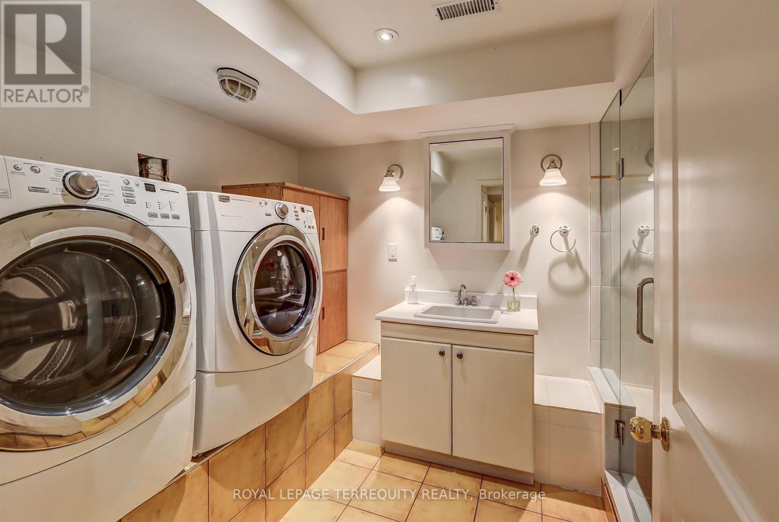 171 Colin Avenue, Toronto, Ontario  M5P 2C5 - Photo 17 - C13717148