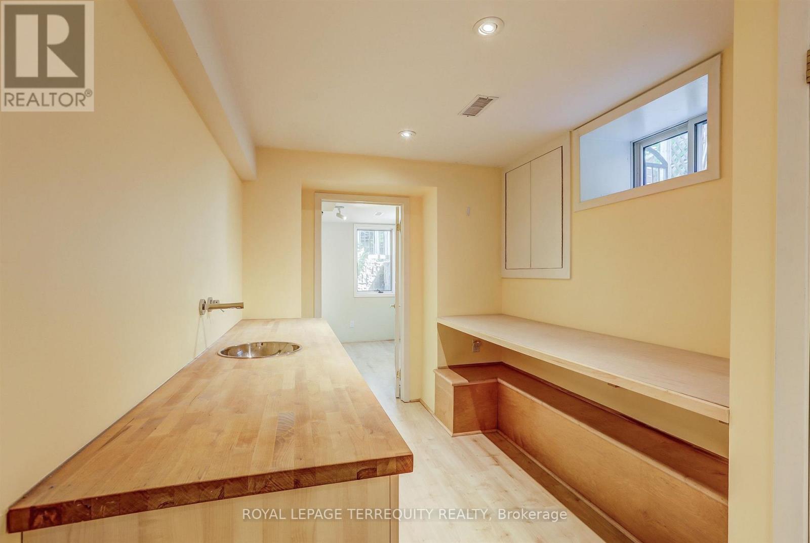 171 Colin Avenue, Toronto, Ontario  M5P 2C5 - Photo 24 - C13717148