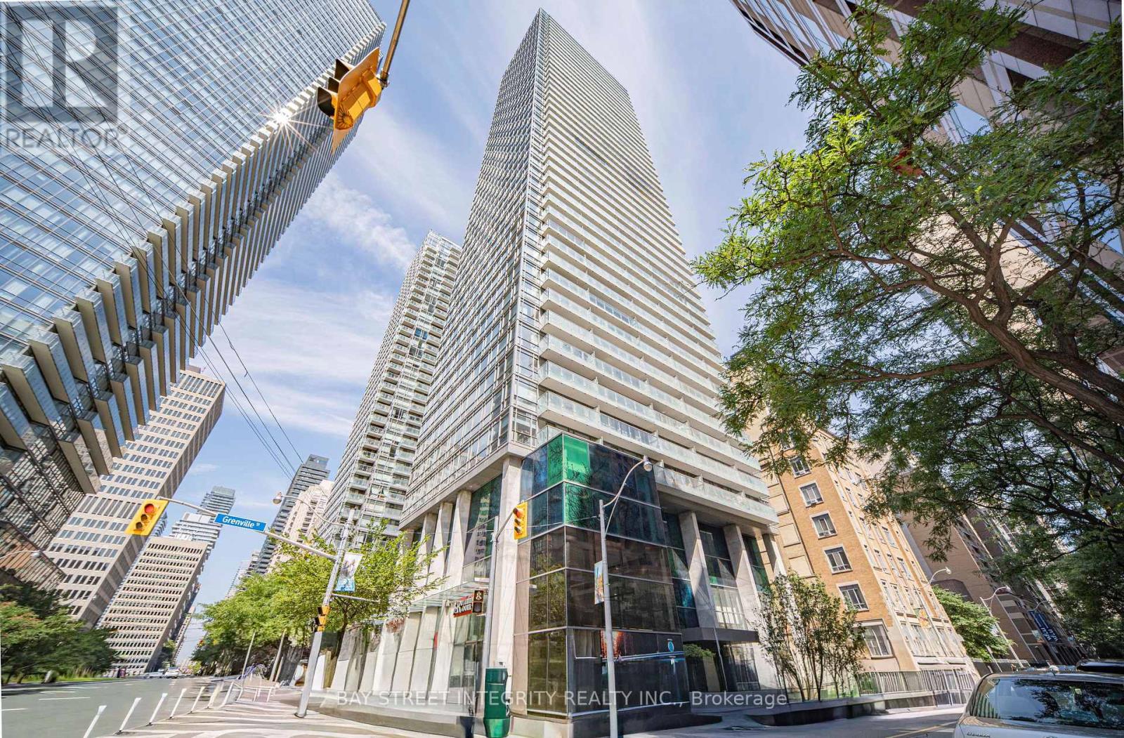 1406 - 38 GRENVILLE STREET, Toronto, Ontario