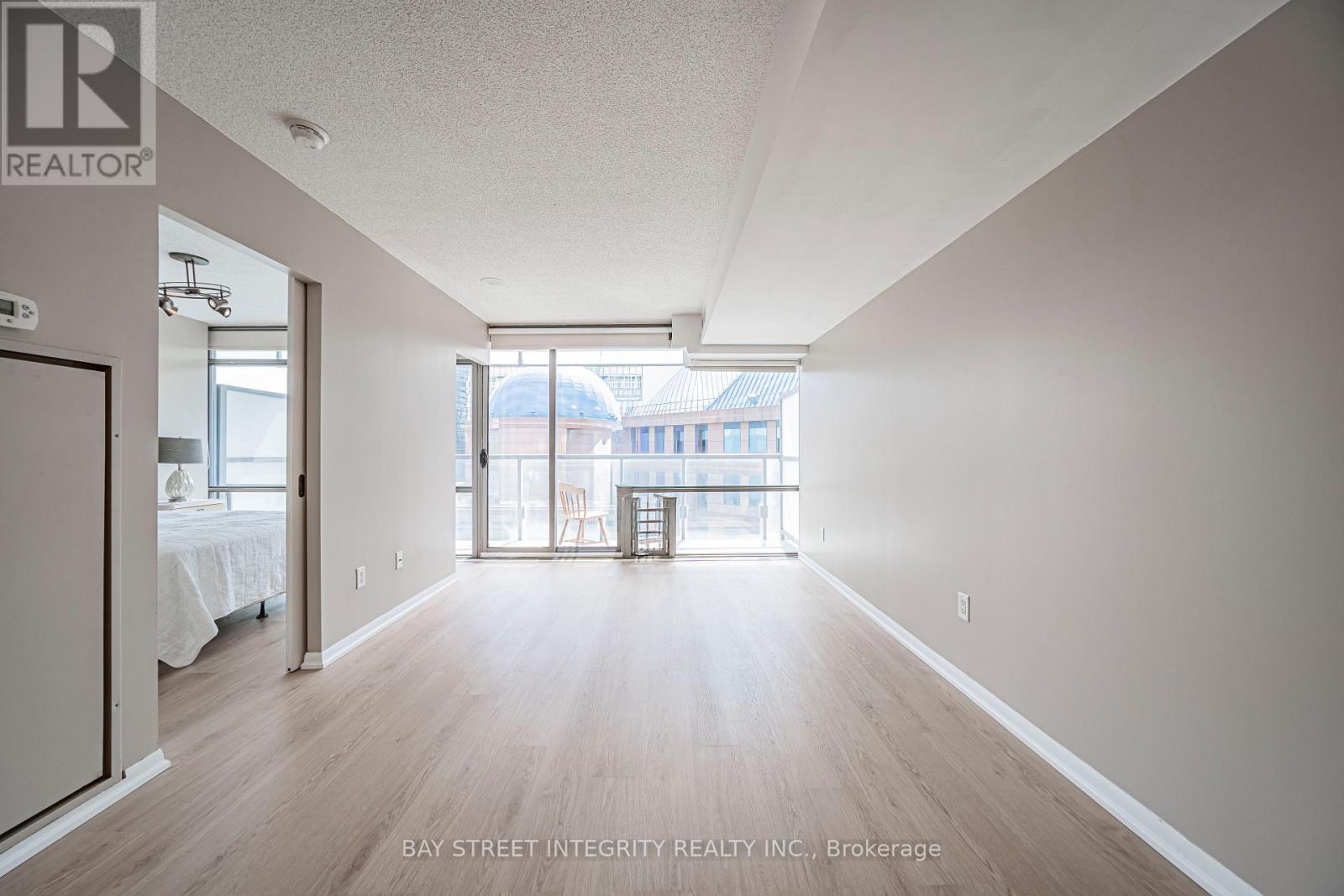 1406 - 38 Grenville Street, Toronto, Ontario  M4Y 1A5 - Photo 23 - C13717244