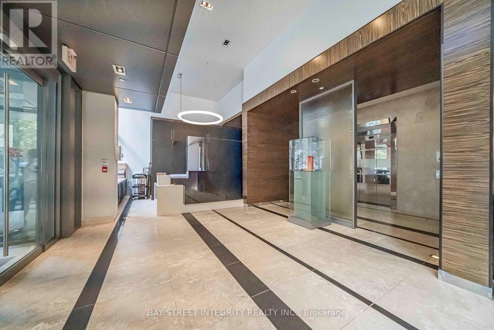 1406 - 38 Grenville Street, Toronto, Ontario  M4Y 1A5 - Photo 42 - C13717244