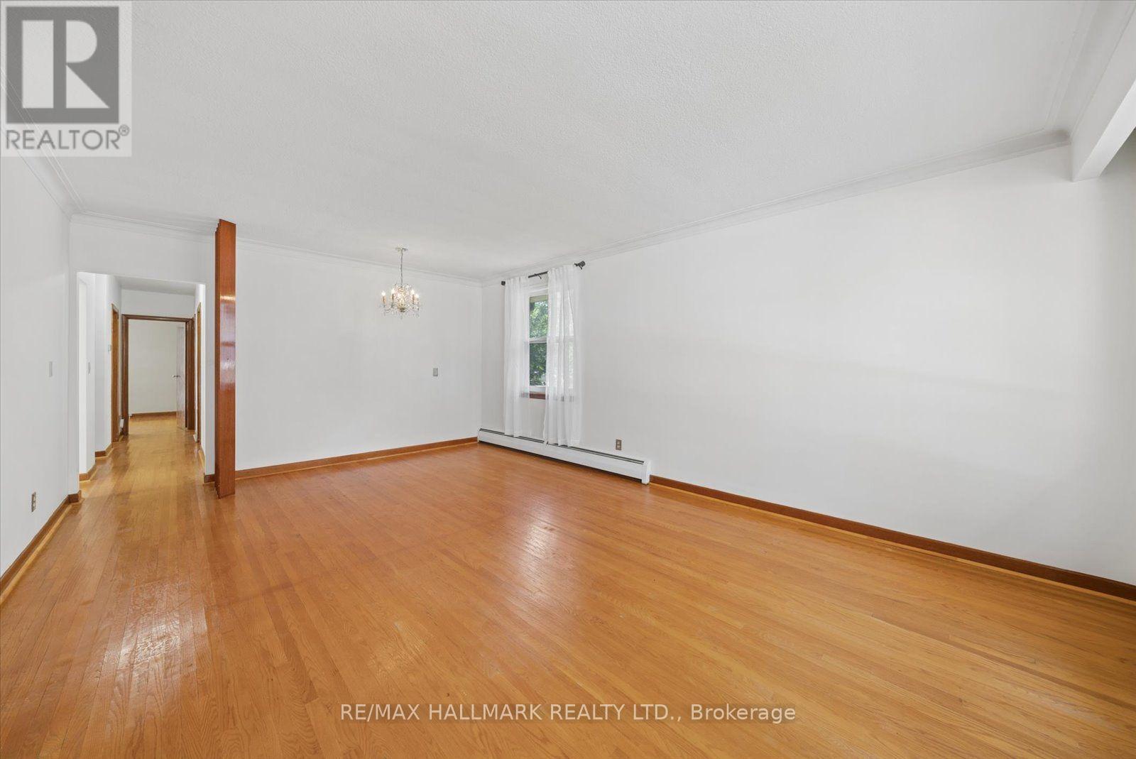 51 Allister Avenue, Toronto, Ontario M1M 3L2 - Photo 11 - E13717208