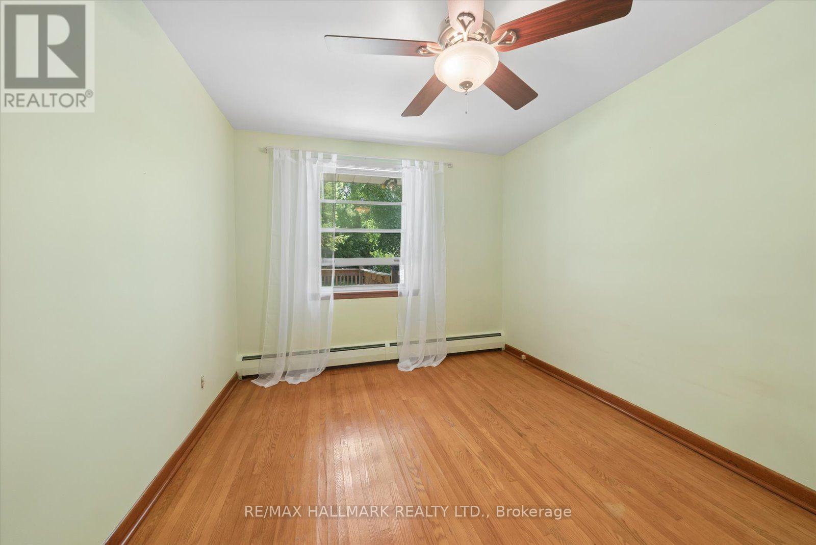 51 Allister Avenue, Toronto, Ontario M1M 3L2 - Photo 20 - E13717208