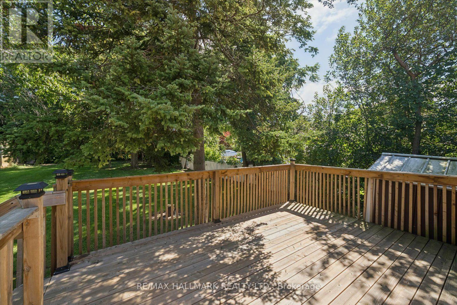 51 Allister Avenue, Toronto, Ontario M1M 3L2 - Photo 34 - E13717208