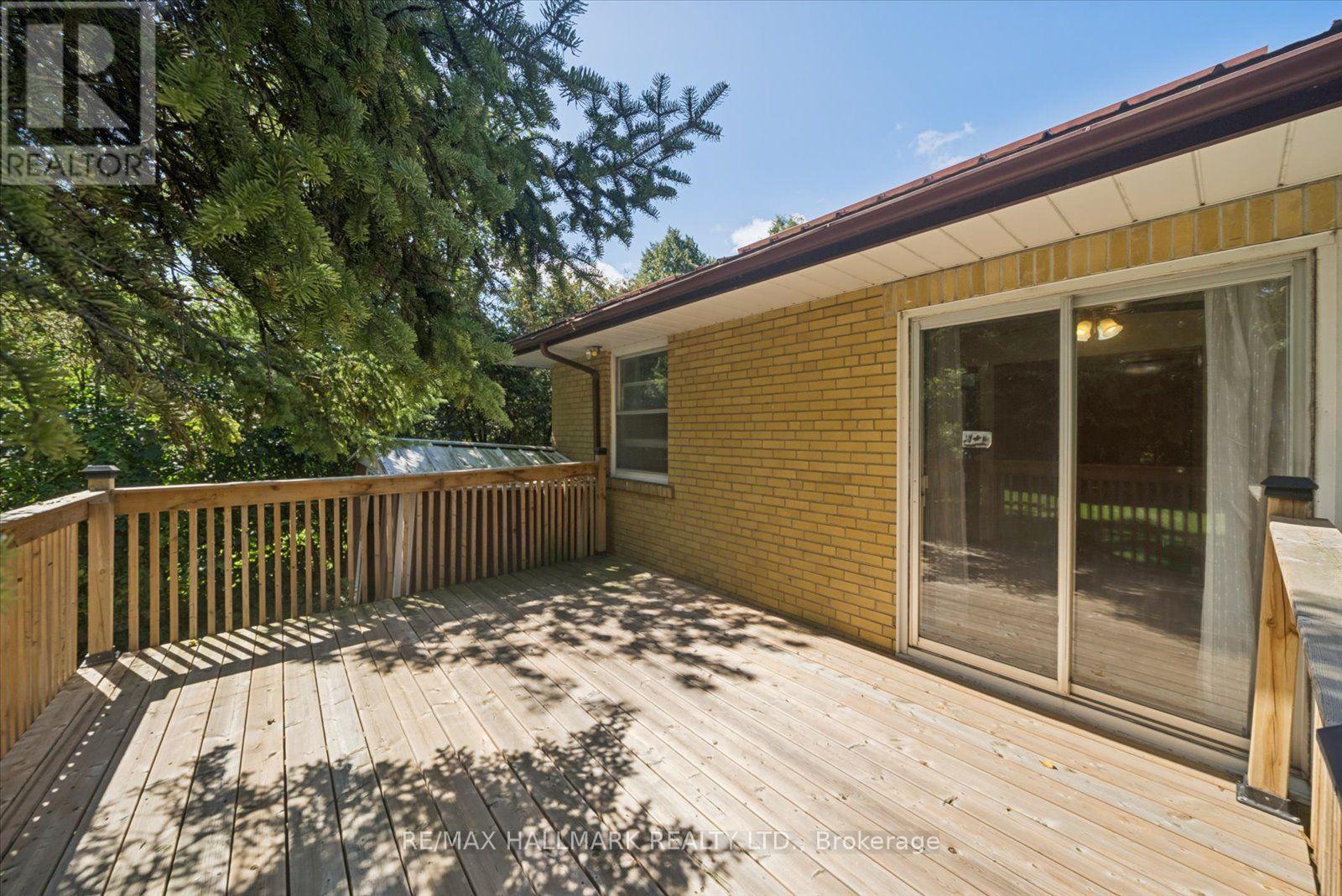 51 Allister Avenue, Toronto, Ontario M1M 3L2 - Photo 36 - E13717208