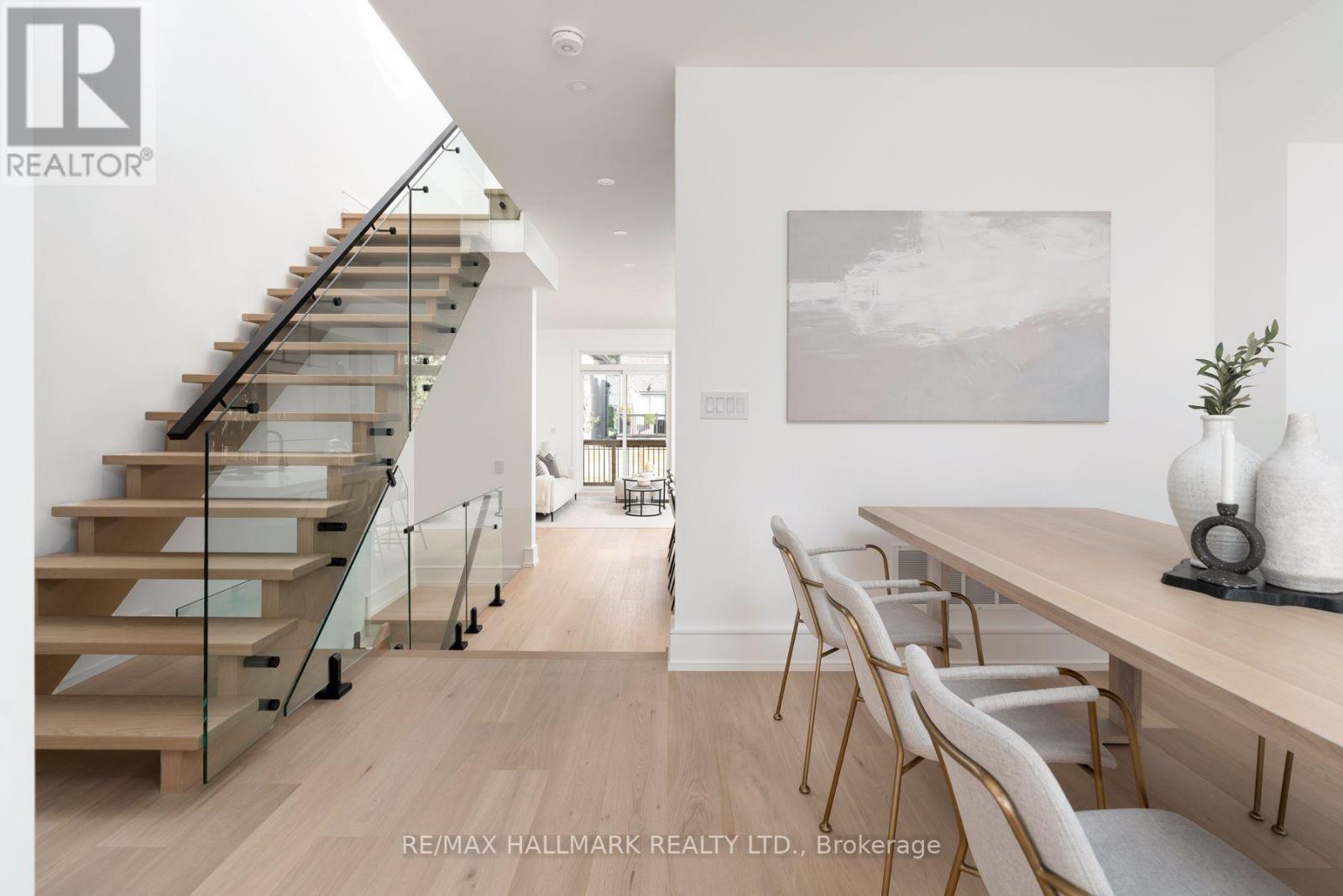104 Yardley Avenue, Toronto, Ontario M4B 2B1 - Photo 13 - E13717216