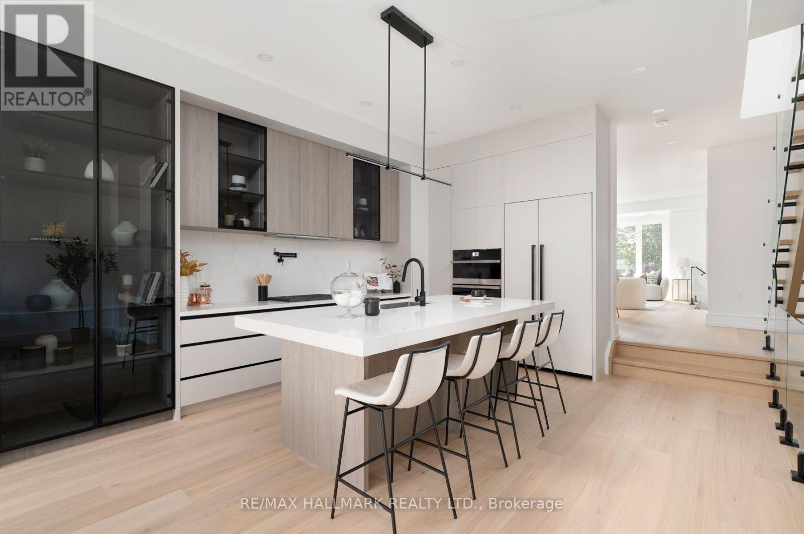104 Yardley Avenue, Toronto, Ontario M4B 2B1 - Photo 17 - E13717216